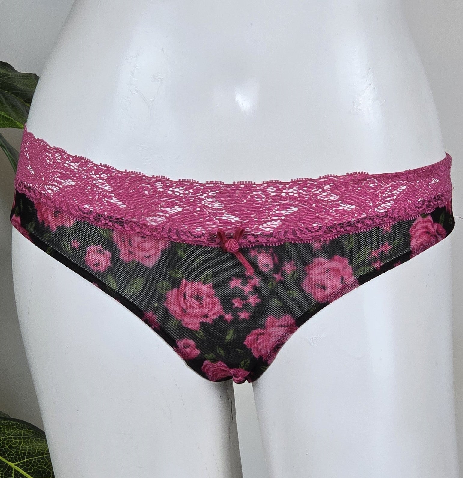 La Senza Floral Mesh Lace Top Brief