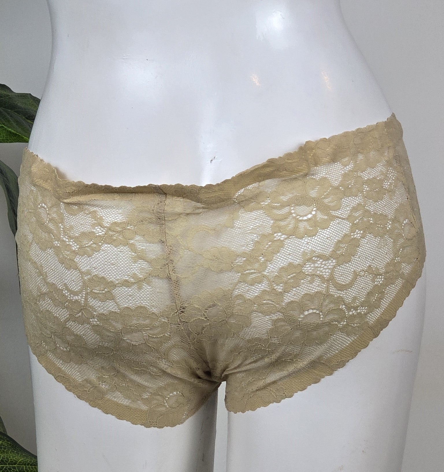M&S No VPL Knicker Short with all over lace