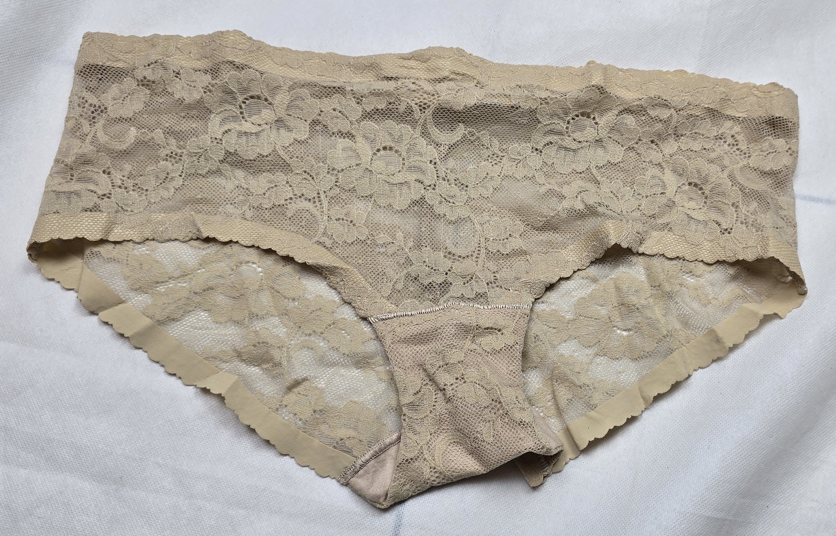 M&S No VPL Knicker Short with all over lace